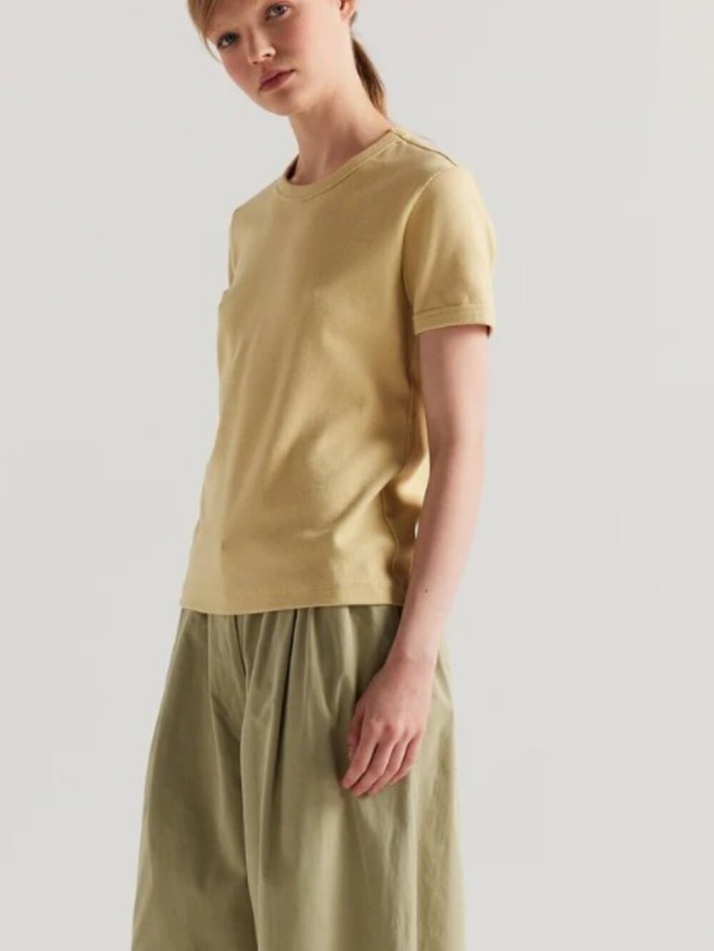 KLOKE Veil Rib Tee Pale Yellow. S